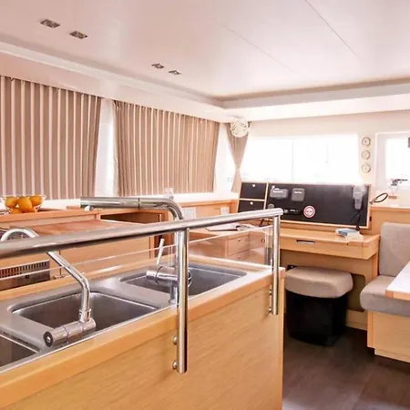Catamarano Nemo45 *