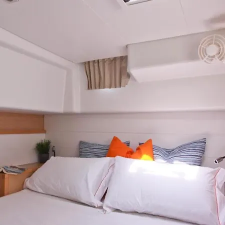 Catamarano Nemo45 나폴리