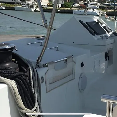 Catamarano Nemo45 船屋 那不勒斯